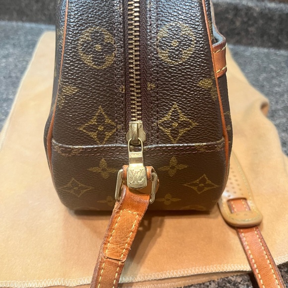 ‼️SOLD‼️ 💯 Authentic Louis Vuitton Blois Crossbody Bag - Picture 11 of 14